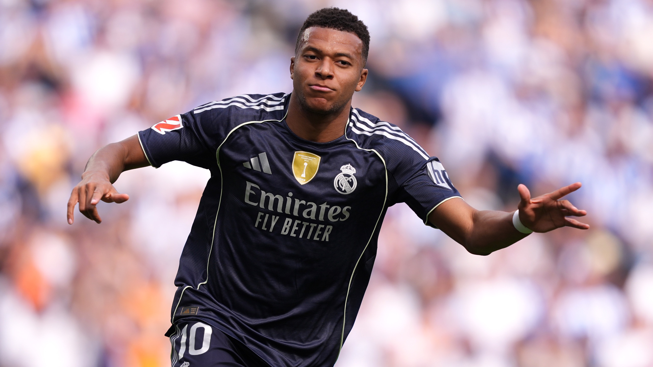 从产业与传 从产业与传